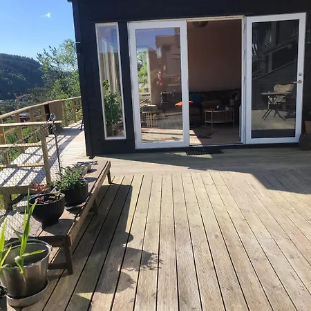 Leilighet With Garden House *